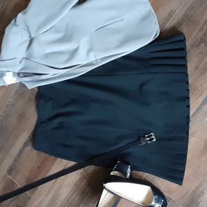 Talbots black pleat hem skirt 6P